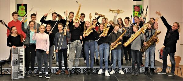 Bigband mit Instrumenten
